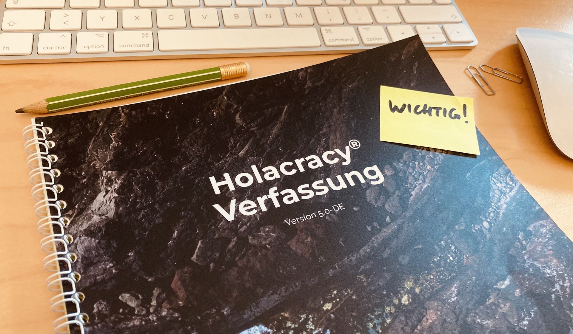 Die Holacracy Verfassung enthält alle zentralen Regeln der Zusammenarbeit